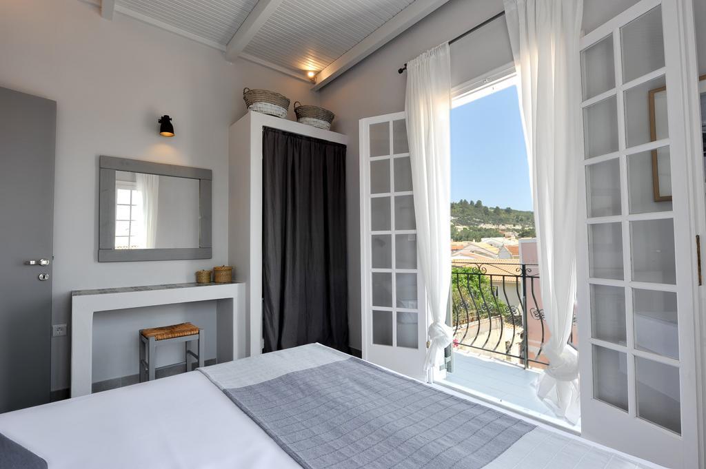 Alia Luxury Apartment Гайос Екстериор снимка